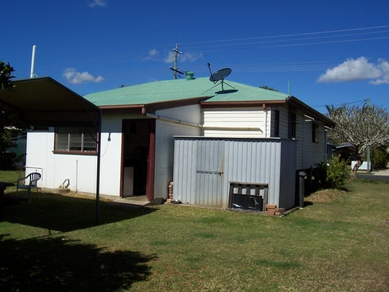 25 Ruge St, Proserpine QLD 4800