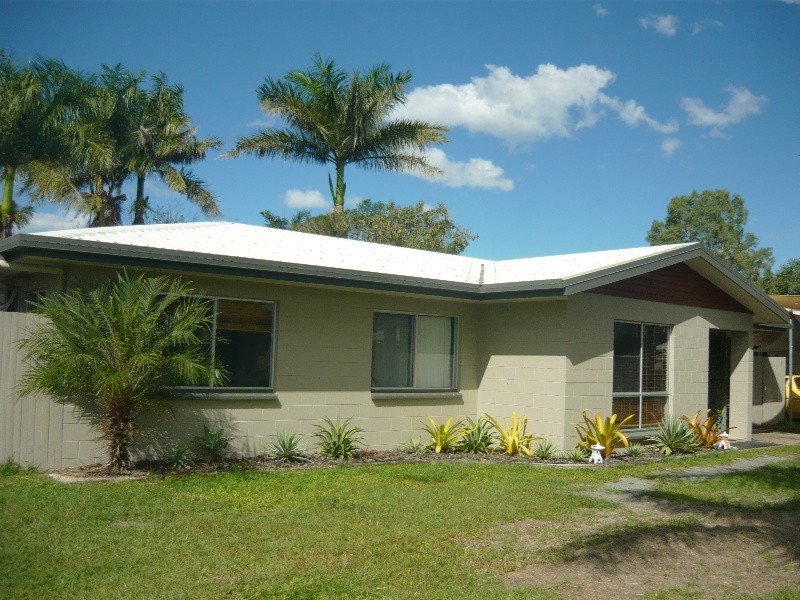 9 Eddie Street, Proserpine QLD 4800