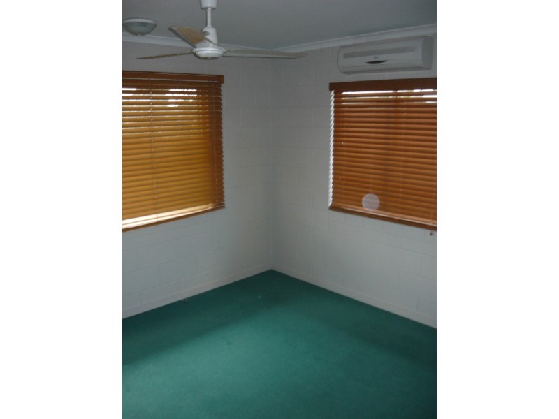 9 Eddie Street, Proserpine QLD 4800