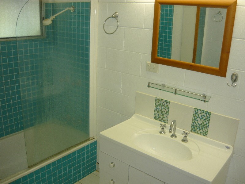 9 Eddie Street, Proserpine QLD 4800