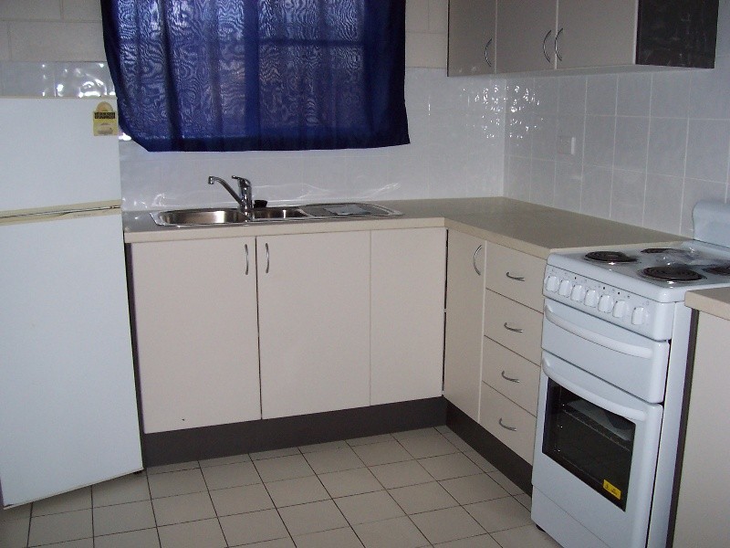 Unit 5/15 Hinschen St, Proserpine QLD 4800