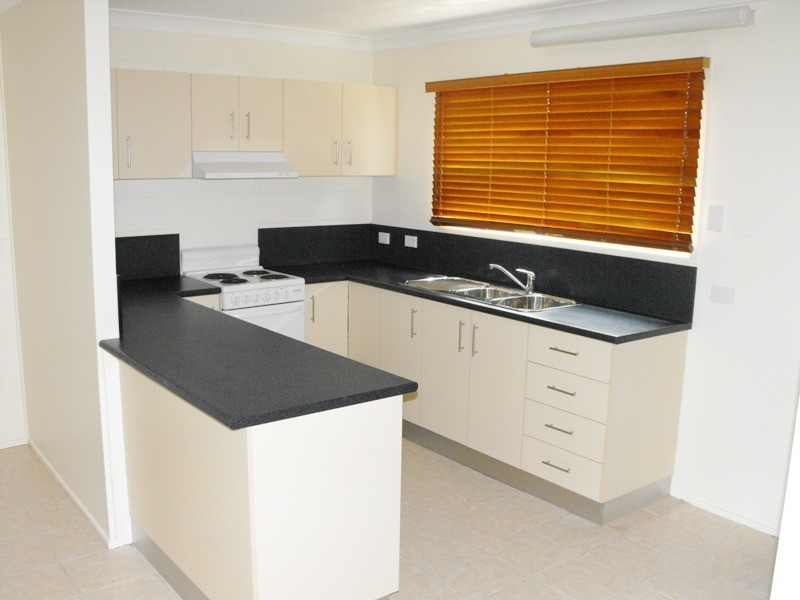 Unit  2 – 13 Davy Avenue, Proserpine QLD 4800