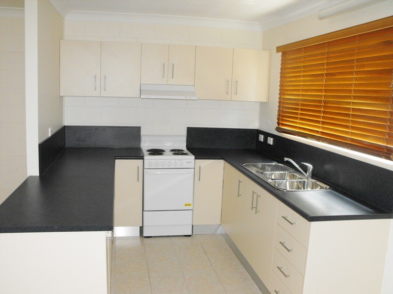 Unit  2 – 13 Davy Avenue, Proserpine QLD 4800