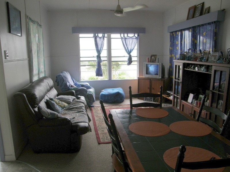 4 Blair St, Proserpine QLD 4800