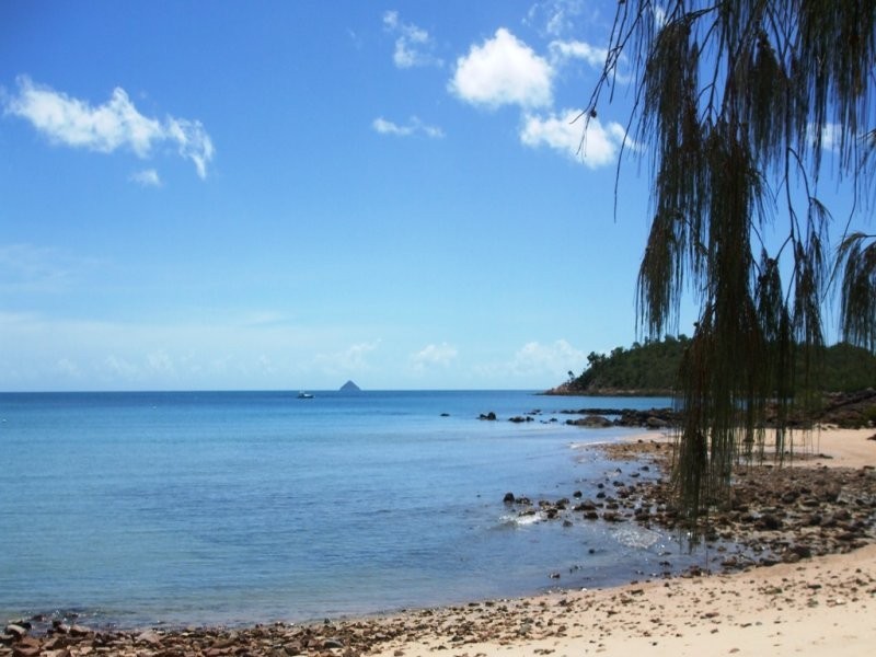 88 Gloucester Avenue, Hideaway Bay QLD 4800
