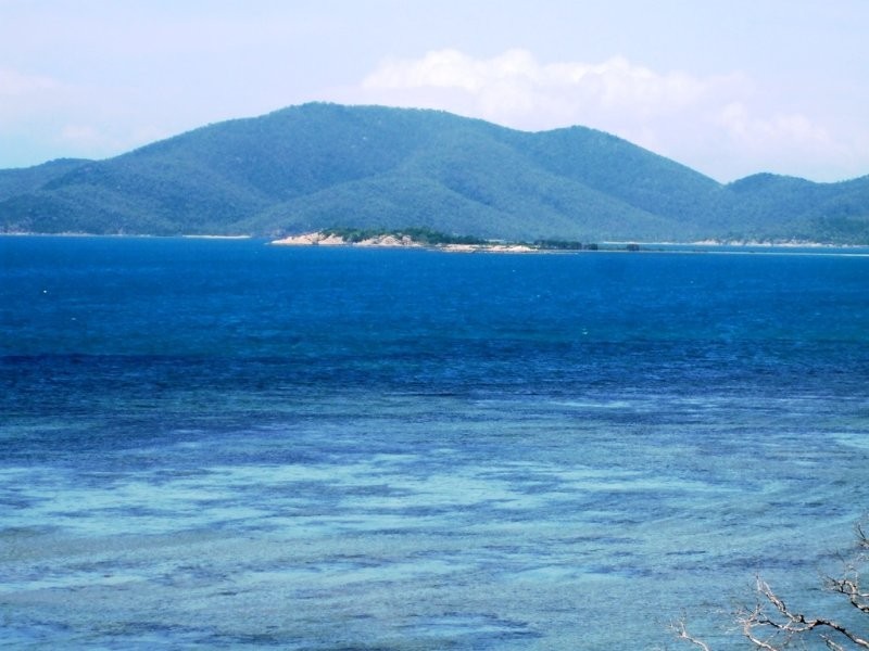 88 Gloucester Avenue, Hideaway Bay QLD 4800