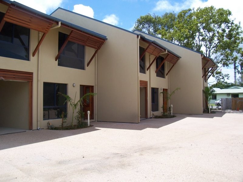 16 Marathon Street, Proserpine QLD 4800