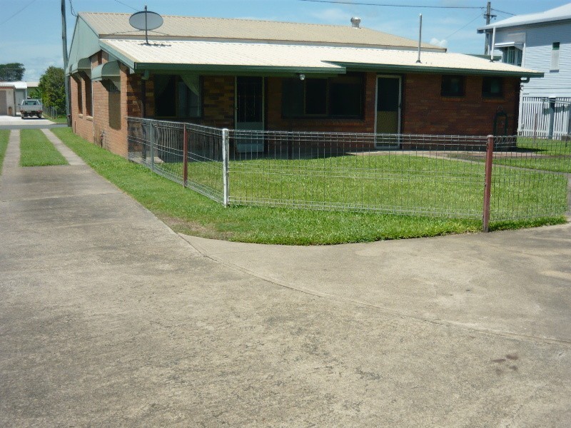 19 Smith St, Proserpine QLD 4800