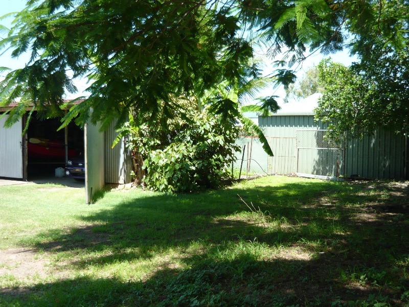 19 Smith St, Proserpine QLD 4800