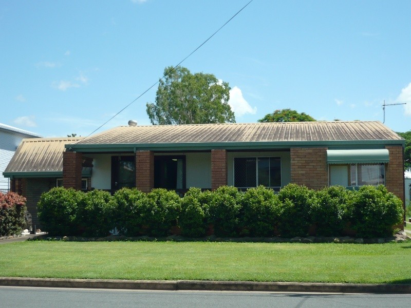 19 Smith St, Proserpine QLD 4800