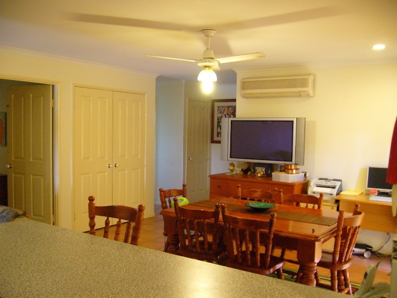 4 Melaleuca Cl, Proserpine QLD 4800