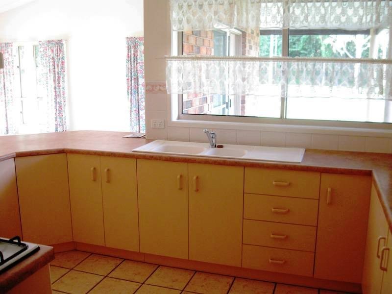 43 Bundesen Ave, Midge Point QLD 4799