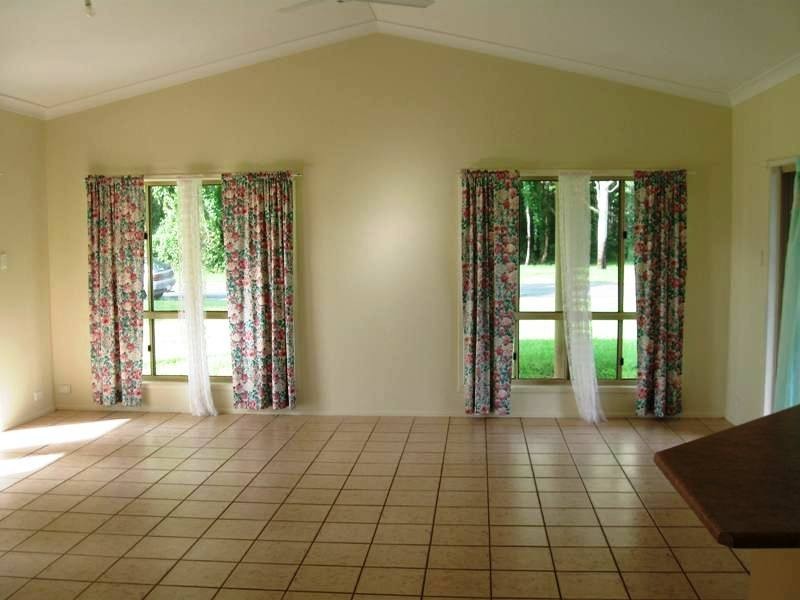 43 Bundesen Ave, Midge Point QLD 4799