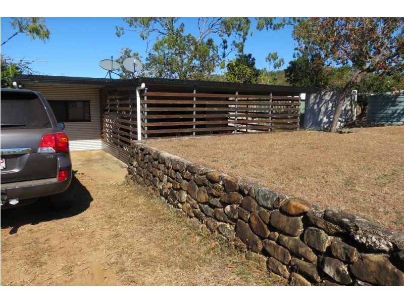 30 Pioneer Drive, Dingo Beach QLD 4800