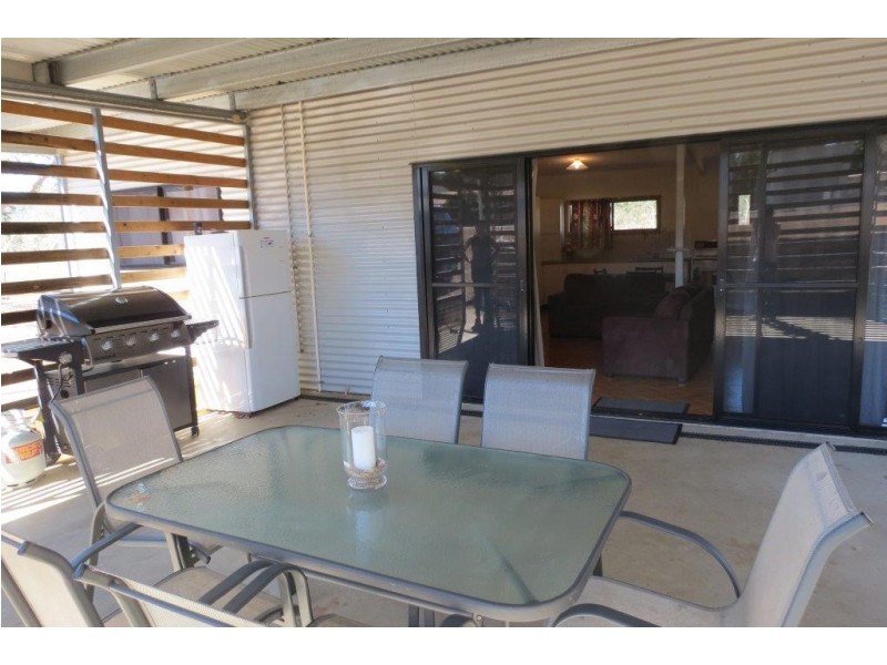 30 Pioneer Drive, Dingo Beach QLD 4800