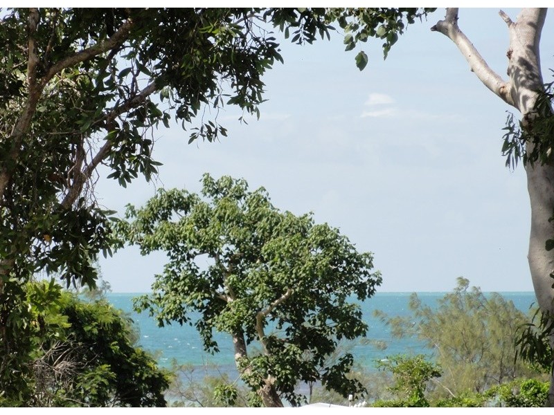 83 Gloucester Avenue, Hideaway Bay QLD 4800