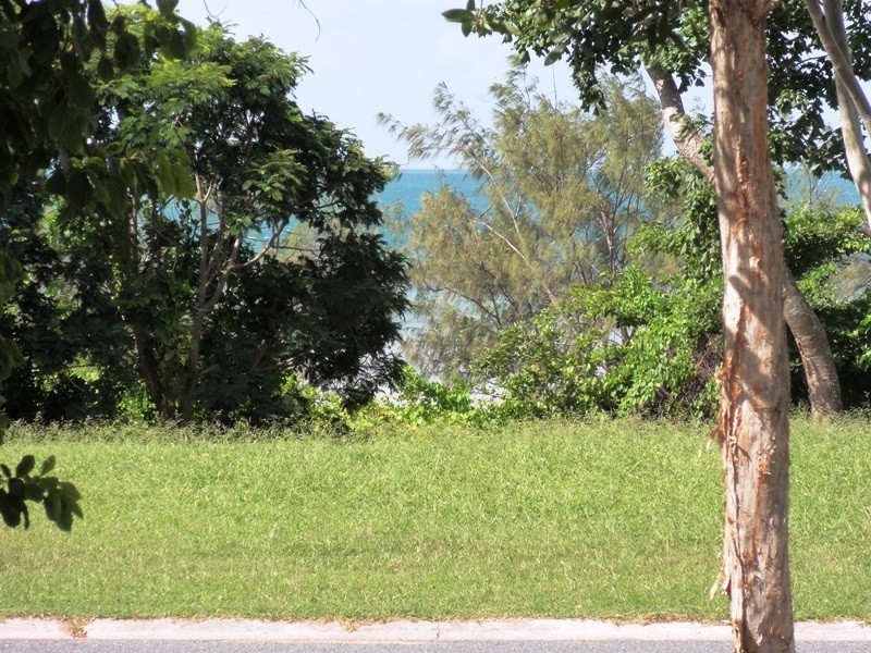 83 Gloucester Avenue, Hideaway Bay QLD 4800