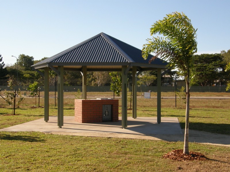 Lot 200 Golden Wattle St, Whitsunday Gardens, Proserpine QLD 4800