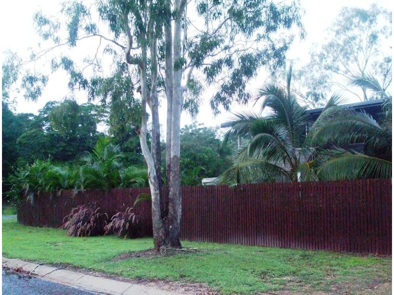 51 Trochus Street, Dingo Beach QLD 4800