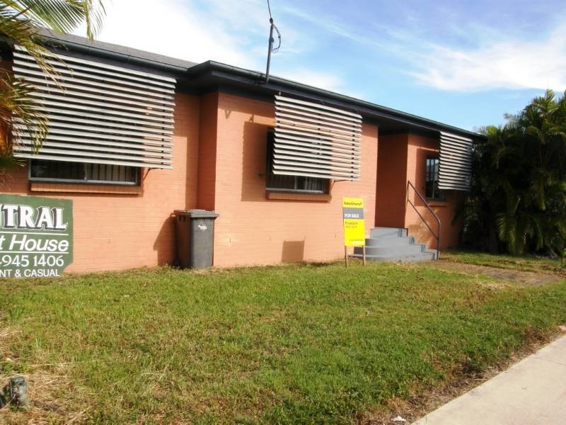 33 Chapman St, Proserpine QLD 4800