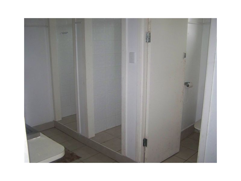 33 Chapman St, Proserpine QLD 4800