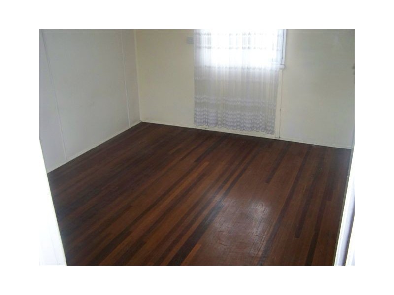 33 Chapman St, Proserpine QLD 4800