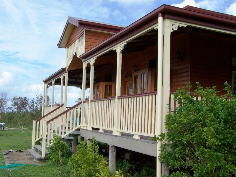 11 Lawson Street, Midge Point QLD 4799