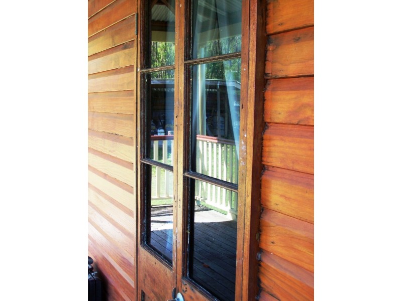 11 Lawson Street, Midge Point QLD 4799