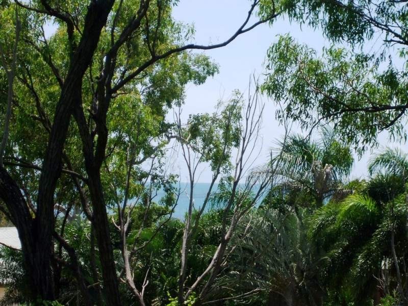 37 Gloucester Avenue, Hideaway Bay QLD 4800