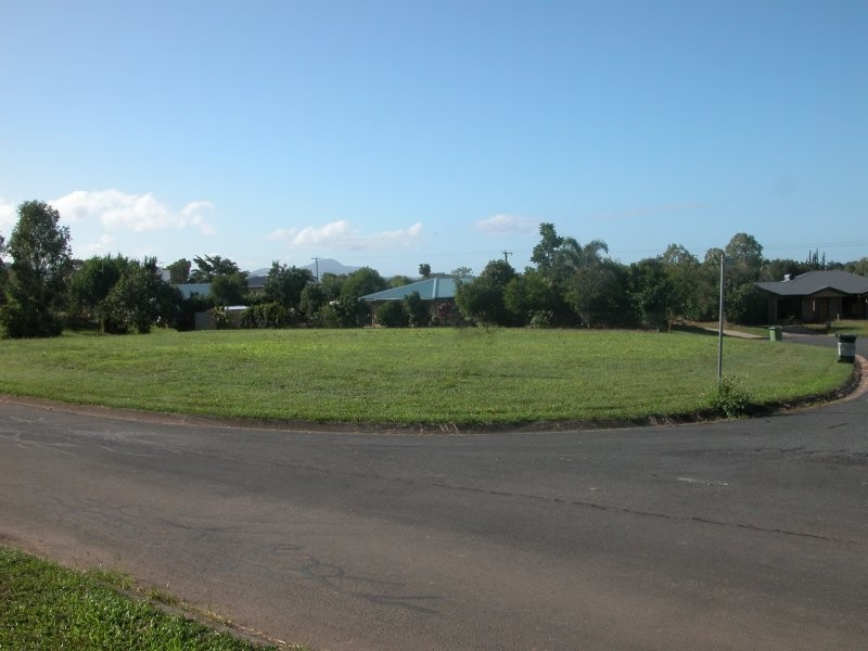 1 Garden Court, Mount Julian QLD 4800