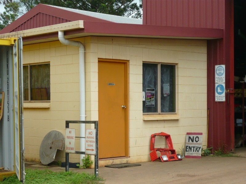 2 Davy Ave, Proserpine QLD 4800