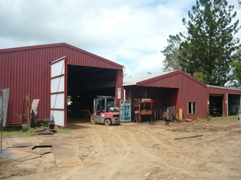 2 Davy Ave, Proserpine QLD 4800