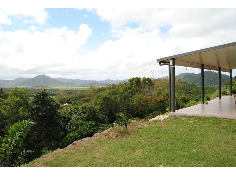 2 Demi Close, Strathdickie QLD 4800