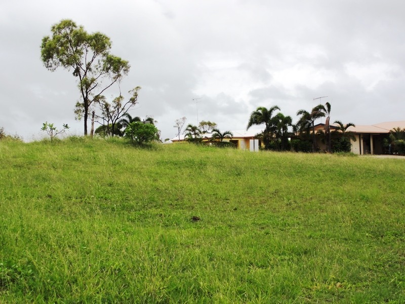 26 Blackcurrent Drive, Hideaway Bay QLD 4800