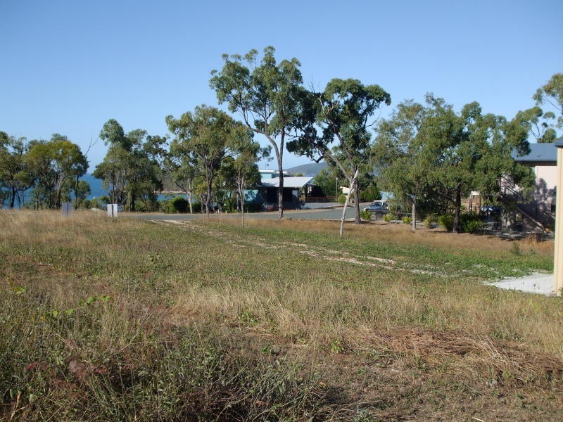 28 Blackcurrent Drive, Hideaway Bay QLD 4800