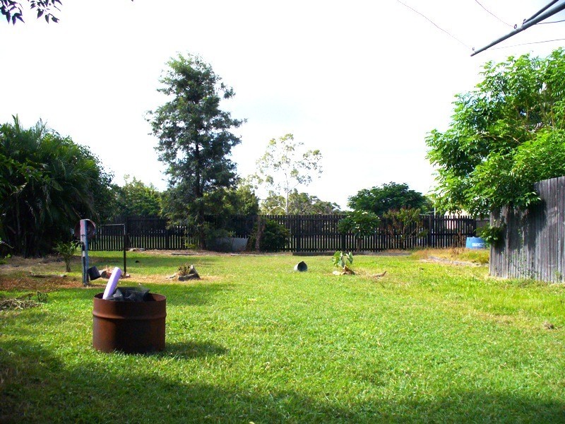 18 Normanby Street, Dingo QLD 4702