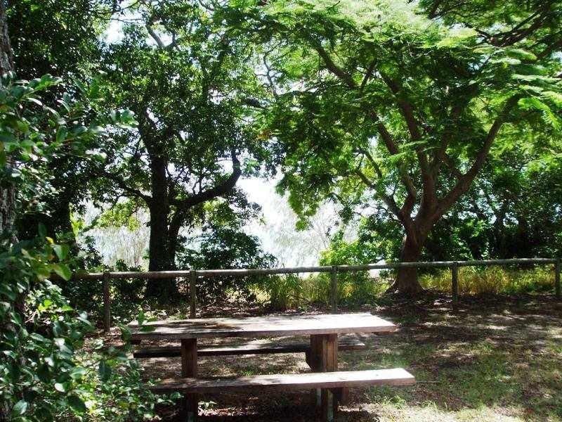 83 Gloucester Avenue, Hideaway Bay QLD 4800