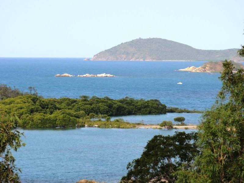 46 Blackcurrant Drive, Hideaway Bay QLD 4800
