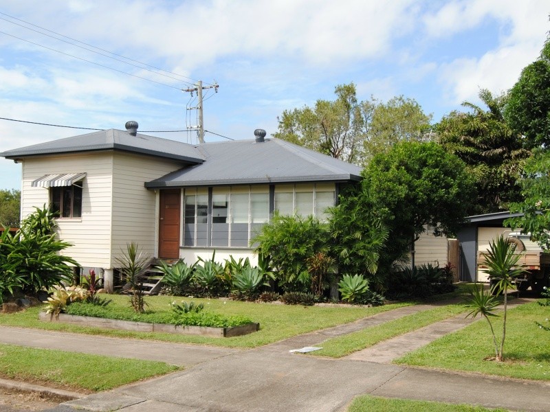 30 Ruge Street, Proserpine QLD 4800