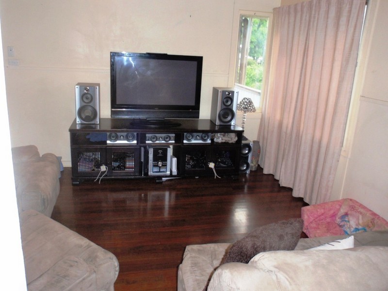 10 Philip Street, Proserpine QLD 4800