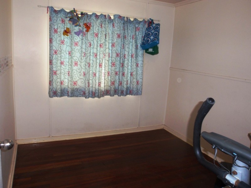 10 Philip Street, Proserpine QLD 4800