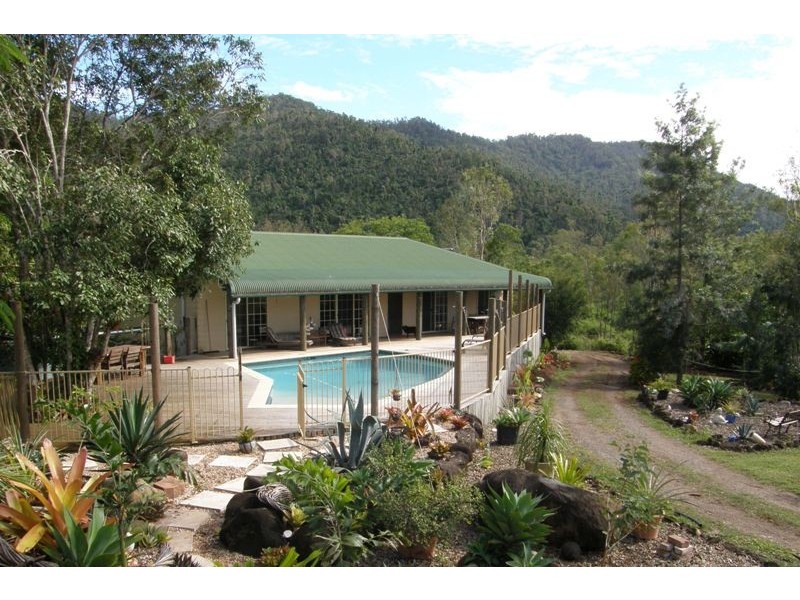 317 Sugarloaf Road, Sugarloaf QLD 4380