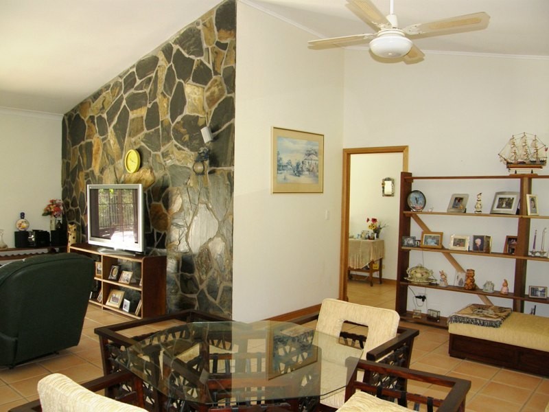 317 Sugarloaf Road, Sugarloaf QLD 4800