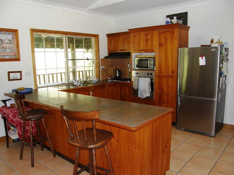 317 Sugarloaf Road, Sugarloaf QLD 4800