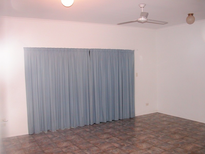 Unit 1/13 Faust Street, Proserpine QLD 4800