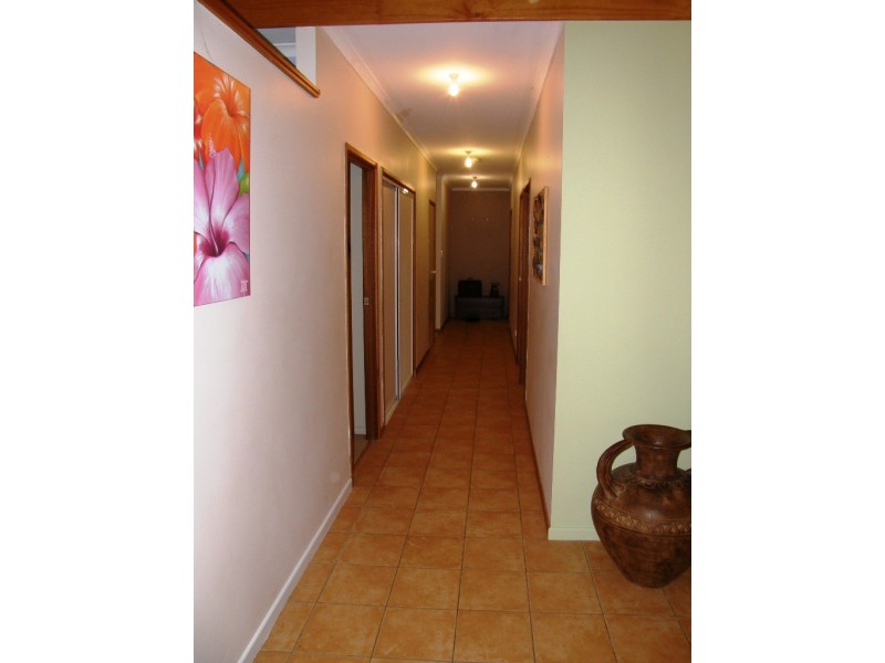 401 Gregory/Cannonvalley Rd, Proserpine QLD 4800