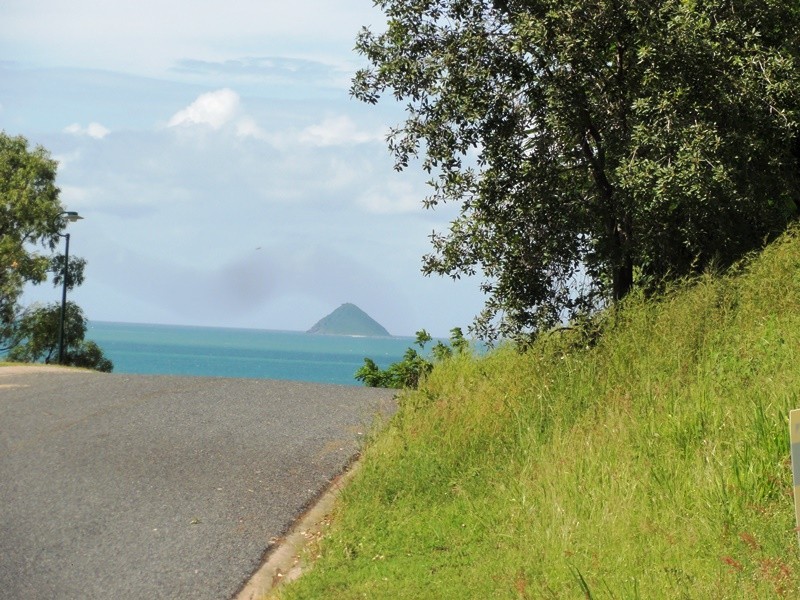 31 Roseric Crescent, Hideaway Bay QLD 4800