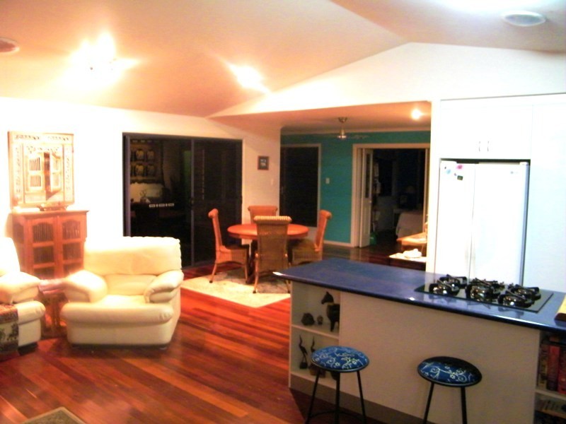 42 Gloucester Av., Hideaway Bay QLD 4800