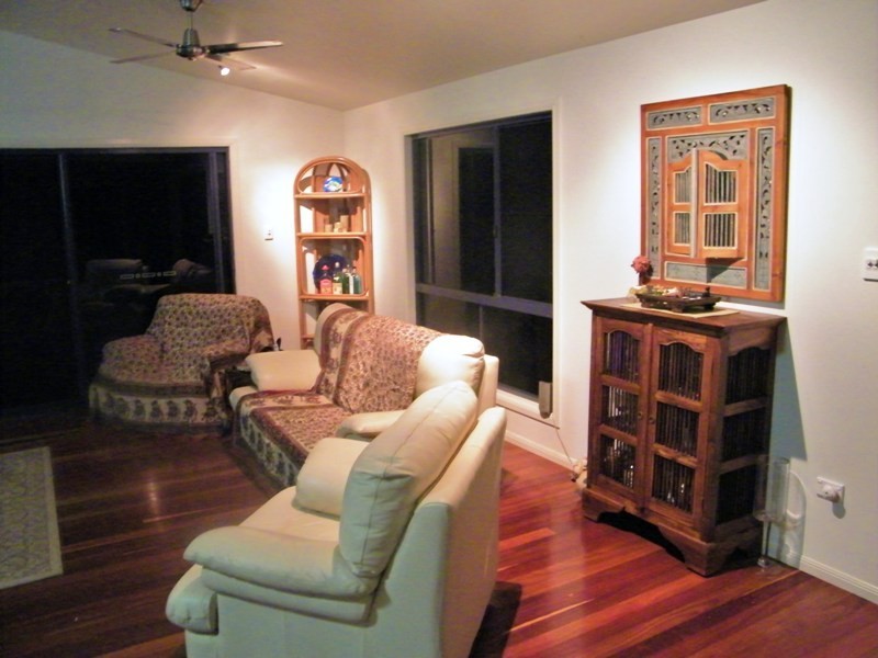 42 Gloucester Av., Hideaway Bay QLD 4800