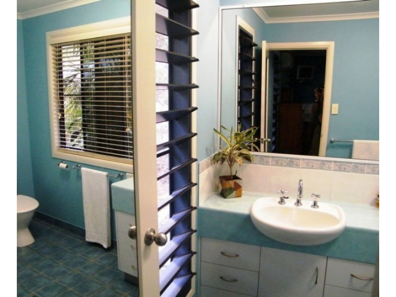 42 Gloucester Av., Hideaway Bay QLD 4800